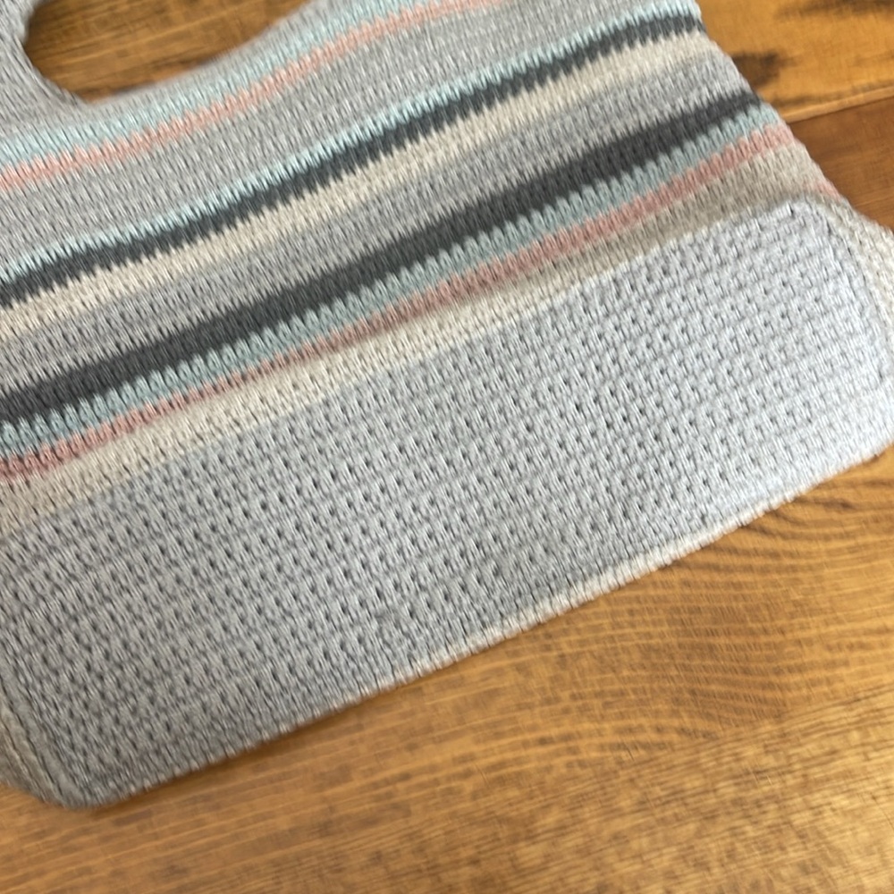 The Sak crochet Hobo - Picture 4 of 7